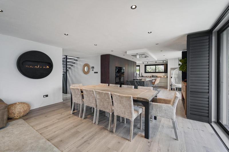5 Bedroom Property for Sale in Bantry Bay Western Cape